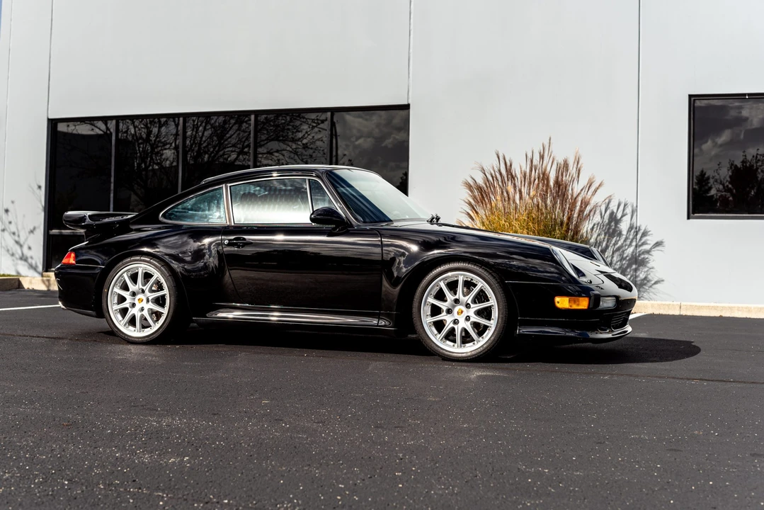 1998 Porsche 993 Carrera - Image 10 of 31