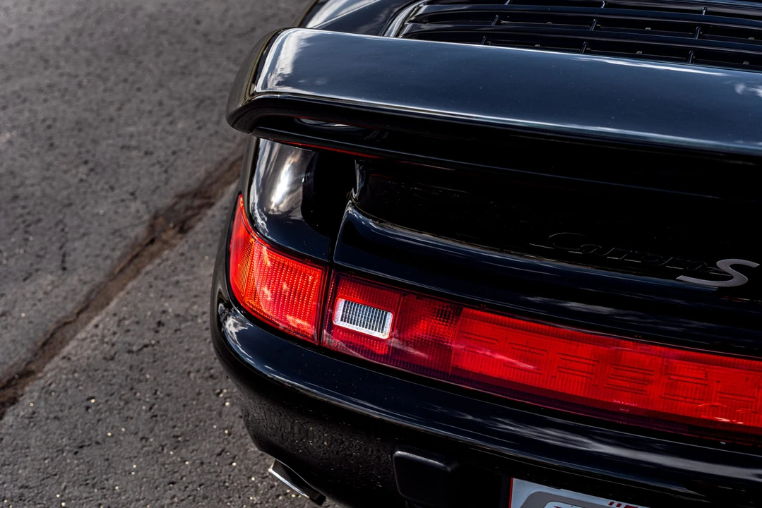 1998 Porsche 993 Carrera - Image 27 of 31