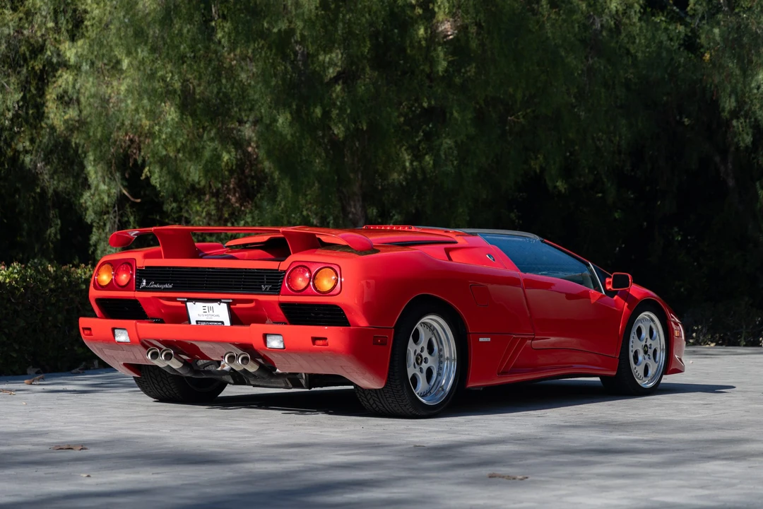1999 Lamborghini Diablo VT - Image 13 of 31