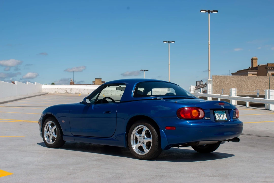 1999 Mazda NB MX-5 Miata - Image 4 of 31