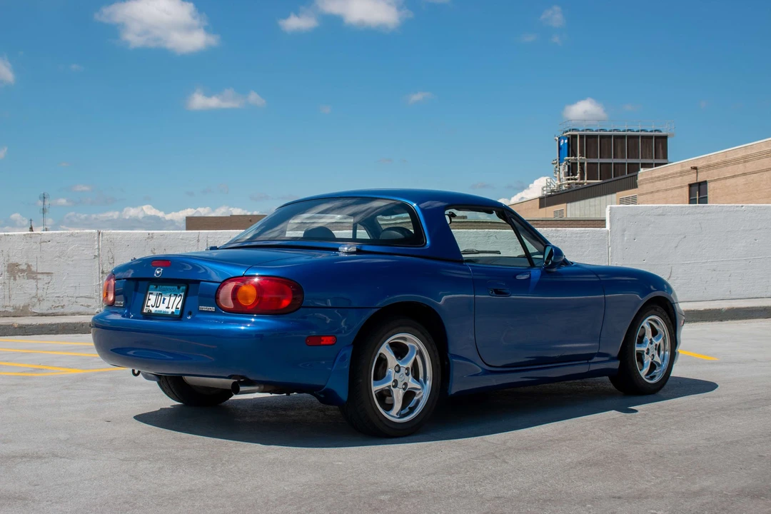 1999 Mazda NB MX-5 Miata - Image 6 of 31