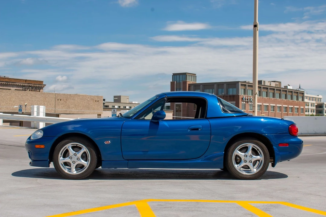 1999 Mazda NB MX-5 Miata - Image 3 of 31