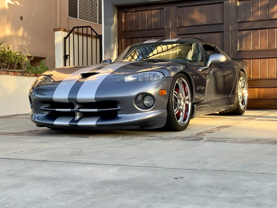 2000 Dodge Viper GTS 2nd Gen - Image 18 of 31