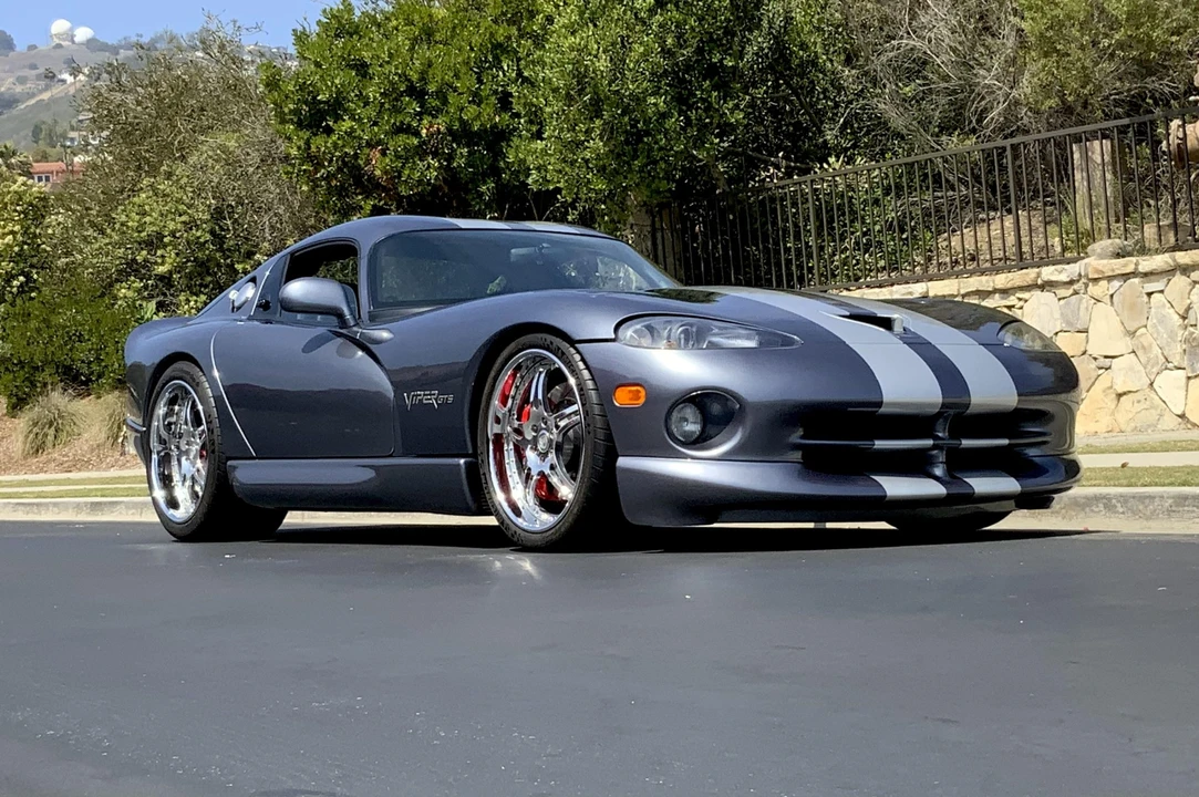 2000 Dodge Viper GTS 2nd Gen - Image 7 of 31
