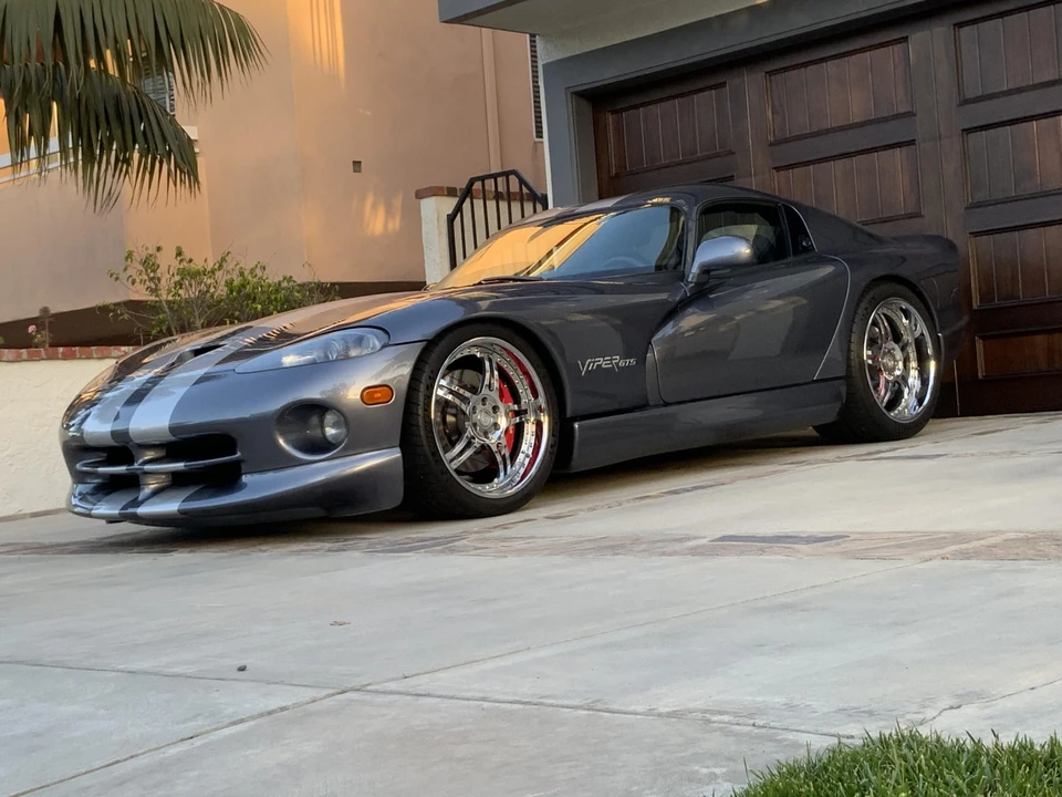 2000 Dodge Viper GTS 2nd Gen - Image 14 of 31