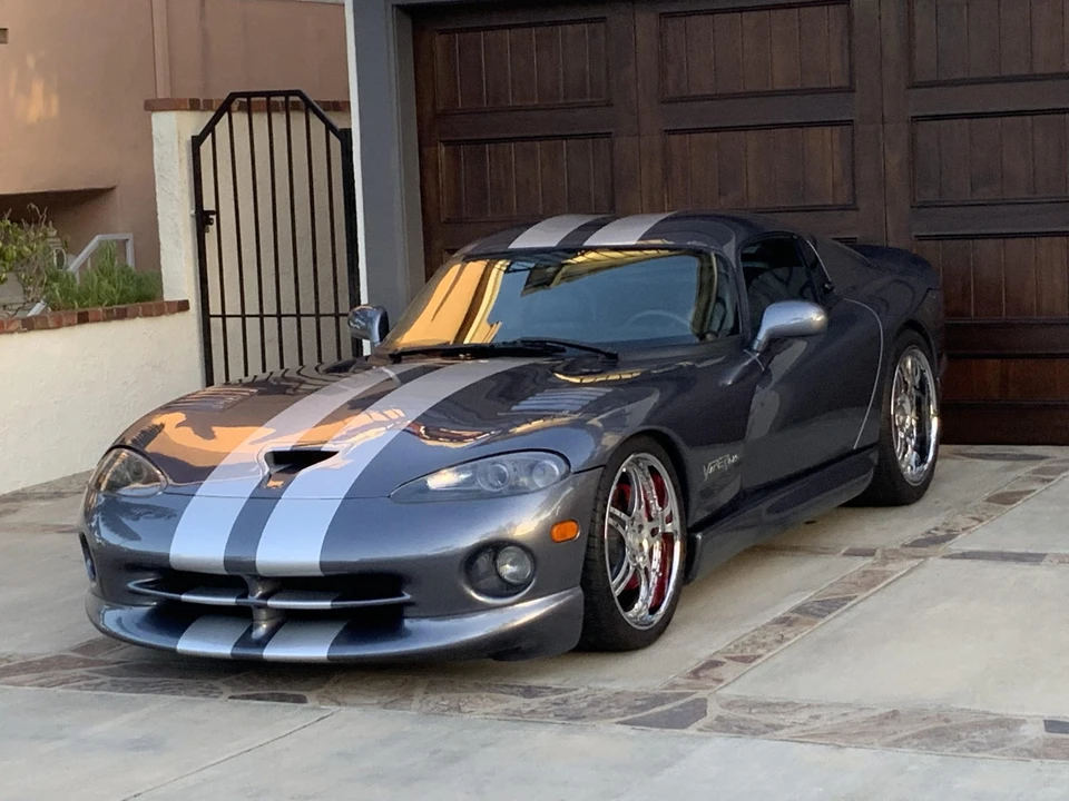 2000 Dodge Viper GTS 2nd Gen - Image 17 of 31
