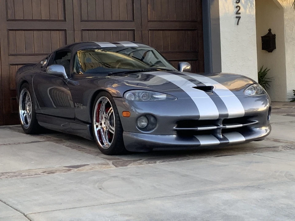 2000 Dodge Viper GTS 2nd Gen - Image 21 of 31