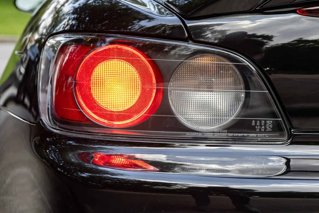 2000 Honda AP1 S2000 - Image 28 of 31