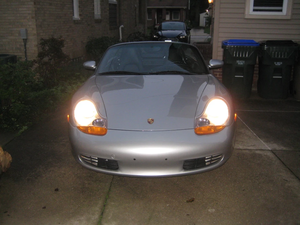 2000 Porsche 986 Boxster - Image 9 of 31