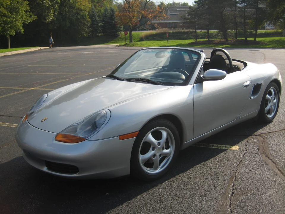 2000 Porsche 986 Boxster - Image 2 of 31