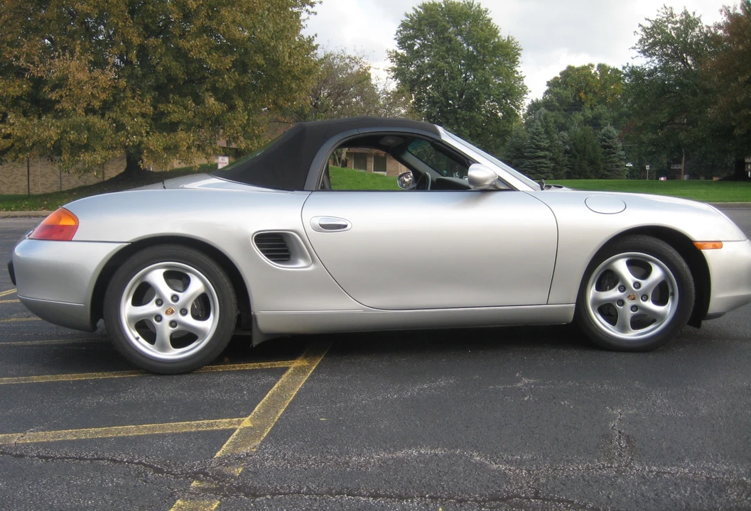 2000 Porsche 986 Boxster - Image 6 of 31