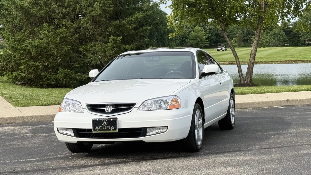 2001 Acura CL 2nd Gen - Image 2 of 31