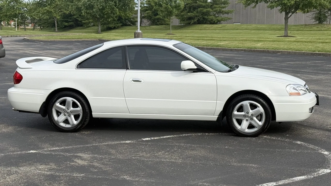2001 Acura CL 2nd Gen - Image 8 of 31