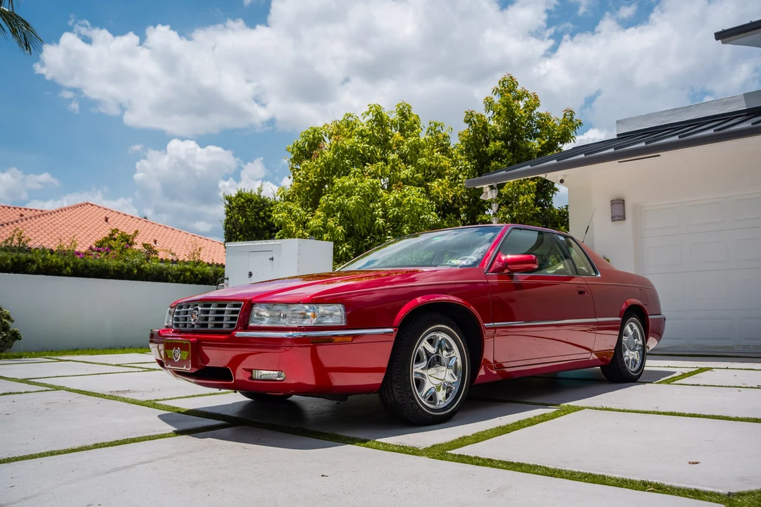 2001 Cadillac Eldorado 12th Gen - Image 2 of 31