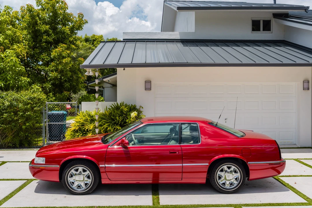 2001 Cadillac Eldorado 12th Gen - Image 12 of 31