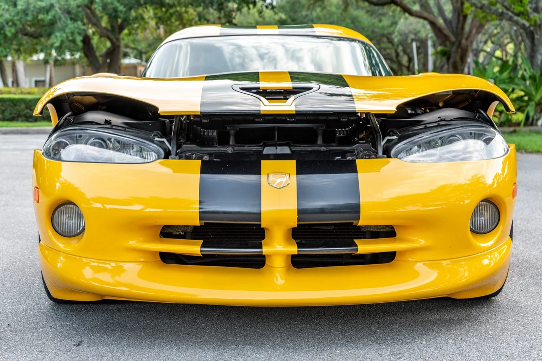 2001 Dodge Viper GTS 2nd Gen - Image 14 of 31