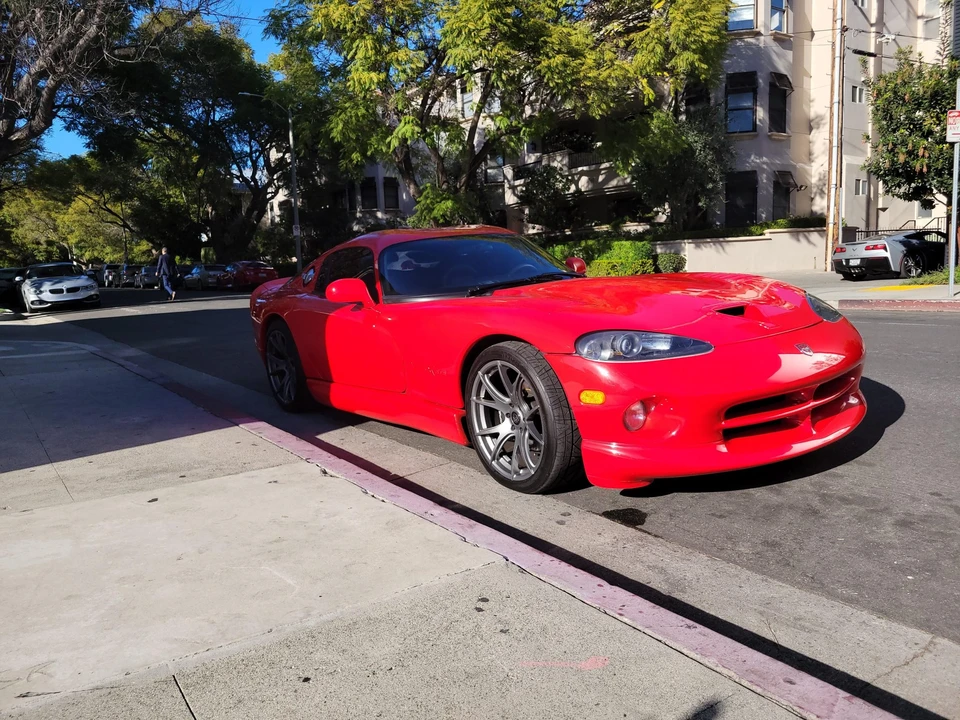 2001 Dodge Viper GTS 2nd Gen - Image 13 of 31