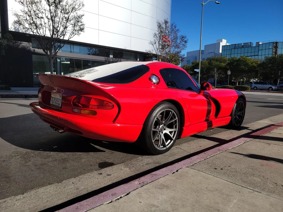 2001 Dodge Viper GTS 2nd Gen - Image 16 of 31