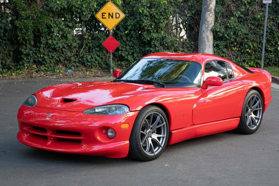2001 Dodge Viper GTS 2nd Gen - Image 3 of 31