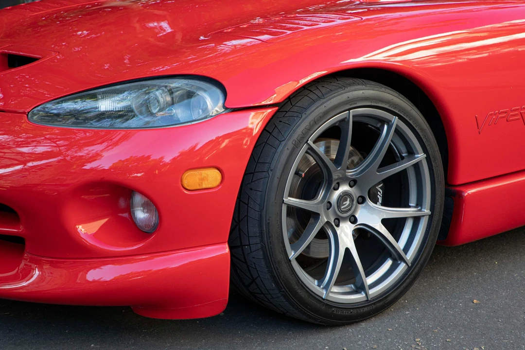 2001 Dodge Viper GTS 2nd Gen - Image 31 of 31