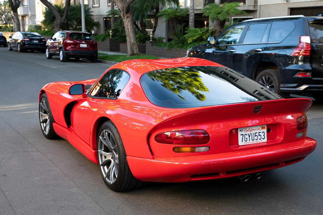 2001 Dodge Viper GTS 2nd Gen - Image 23 of 31