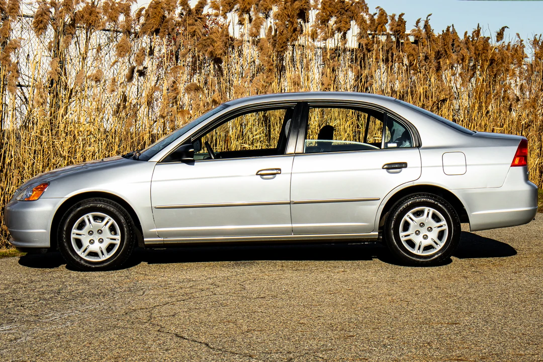 2001 Honda Civic 7th Gen - Image 5 of 31