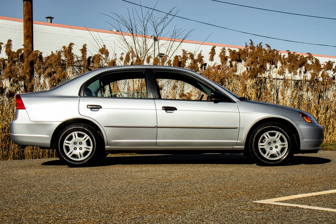 2001 Honda Civic 7th Gen - Image 13 of 31