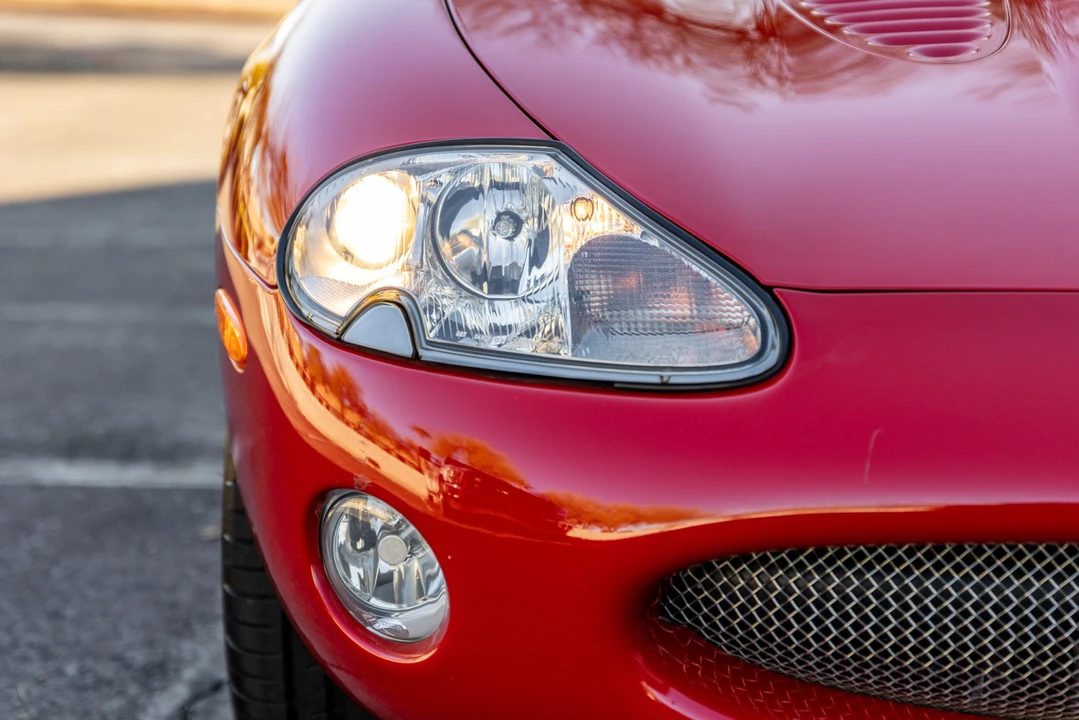 2001 Jaguar X100 XKR - Image 23 of 31