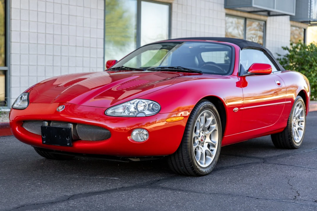 2001 Jaguar X100 XKR - Image 3 of 31