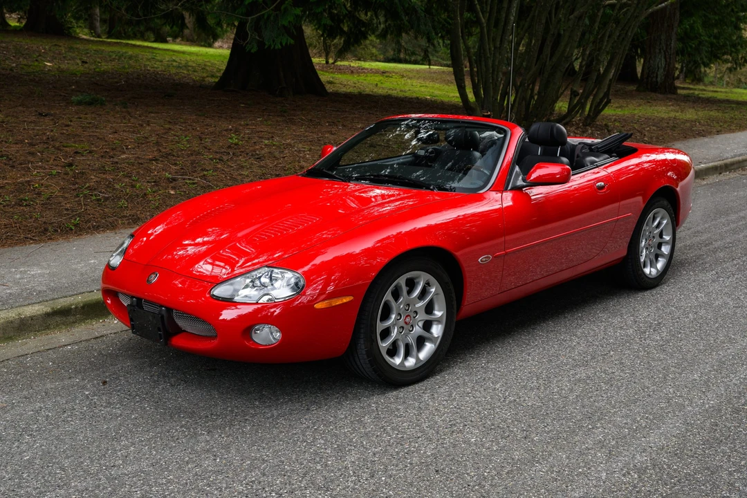 2001 Jaguar X100 XKR - Image 2 of 31