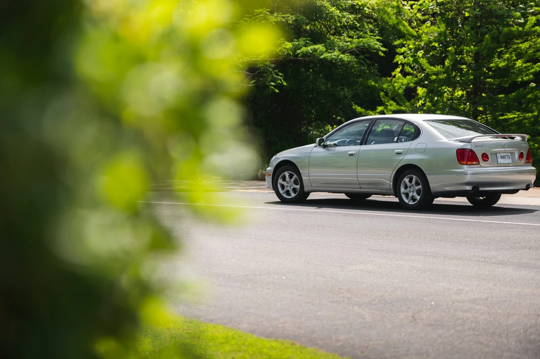 2001 Lexus GS 2nd Gen - Image 22 of 31