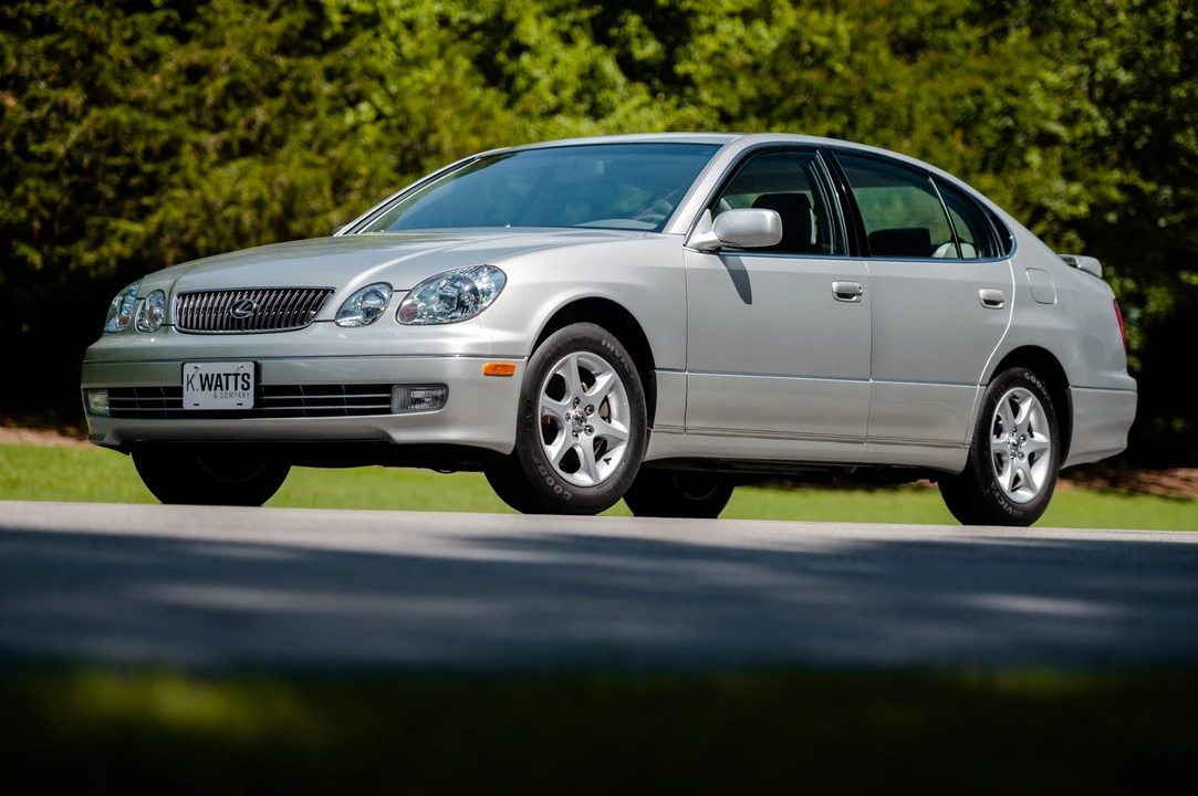 2001 Lexus GS 2nd Gen - Image 3 of 31