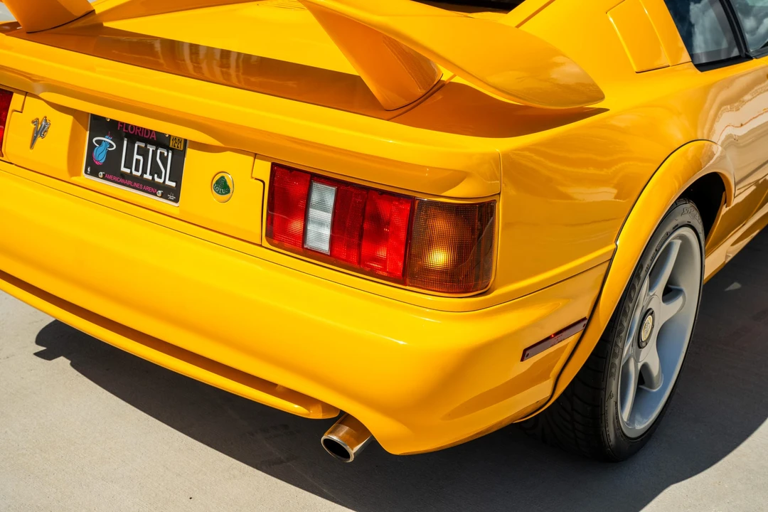 2001 Lotus Esprit V8 - Image 30 of 31