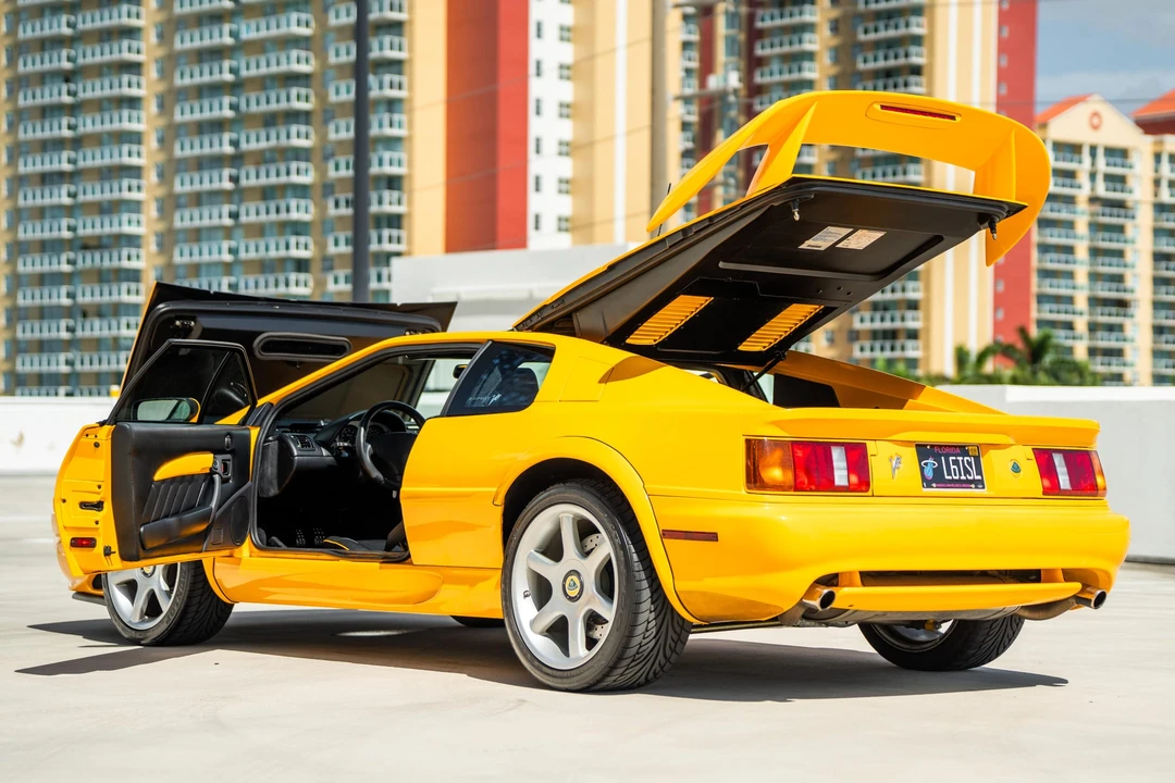 2001 Lotus Esprit V8 - Image 15 of 31