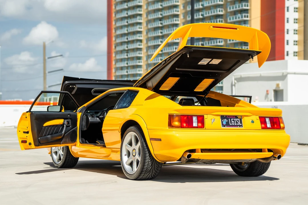 2001 Lotus Esprit V8 - Image 16 of 31