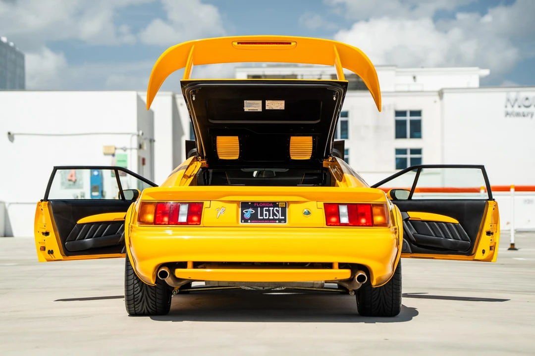 2001 Lotus Esprit V8 - Image 17 of 31