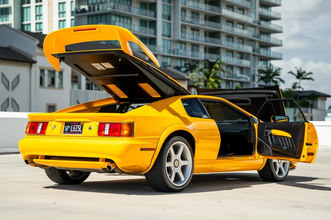 2001 Lotus Esprit V8 - Image 18 of 31