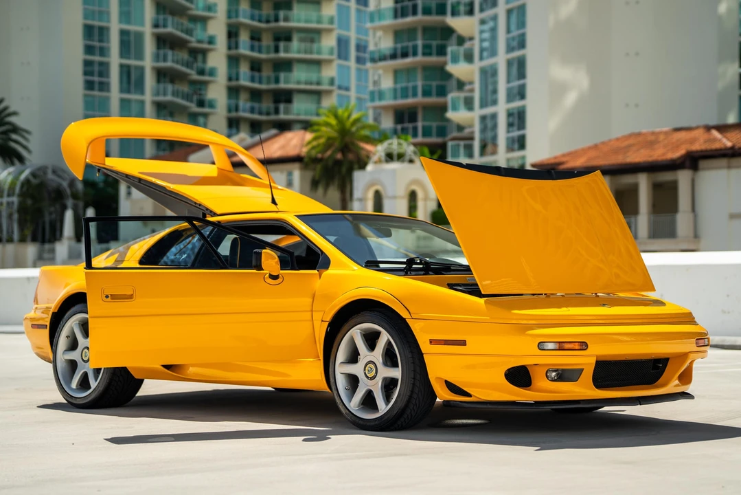 2001 Lotus Esprit V8 - Image 20 of 31