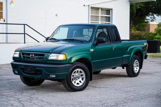 2001 Mazda B3000 Cab Plus Dual Sport SX V6