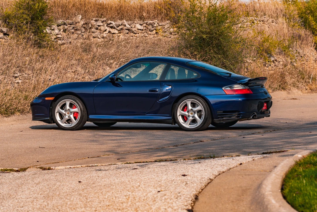 2001 Porsche 996 Turbo - Image 8 of 31