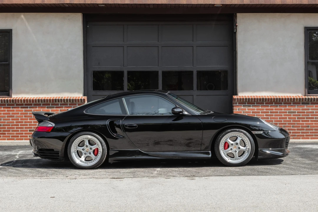 2001 Porsche 996 Turbo - Image 15 of 31