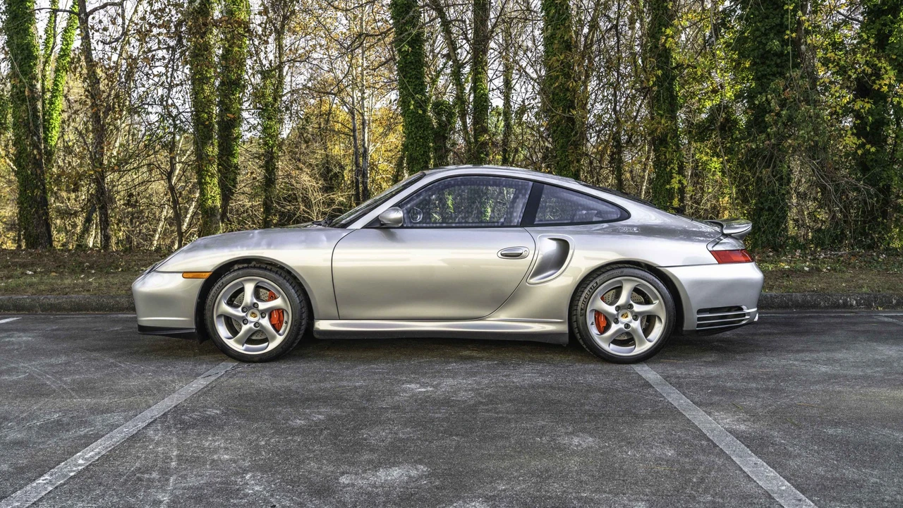 2001 Porsche 996 Turbo - Image 7 of 31