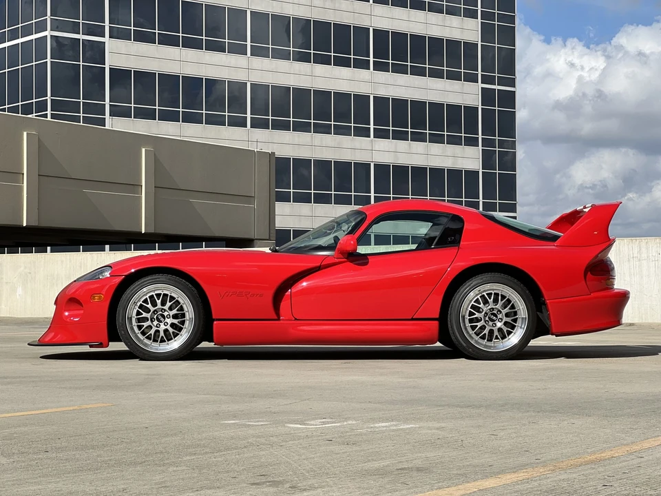 2002 Dodge Viper GTS 2nd Gen - Image 6 of 31