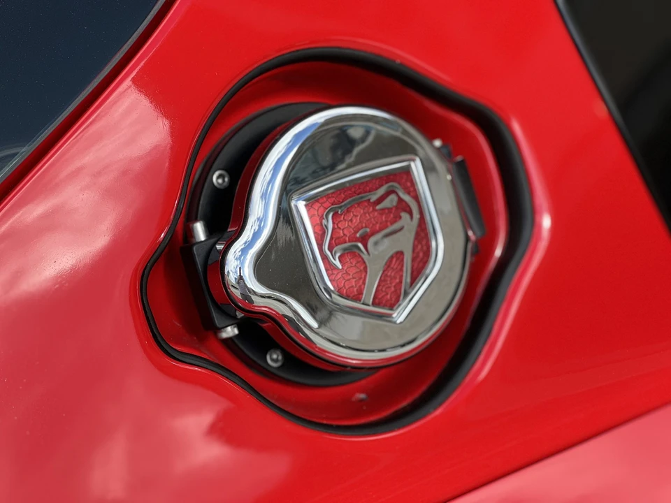 2002 Dodge Viper GTS 2nd Gen - Image 23 of 31