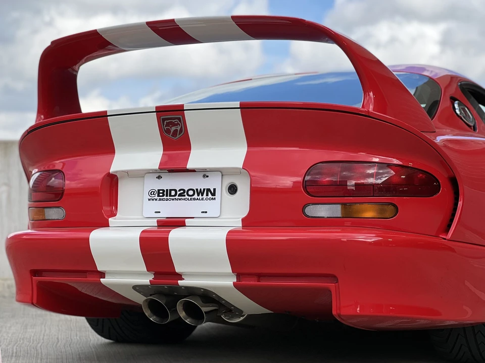 2002 Dodge Viper GTS 2nd Gen - Image 20 of 31