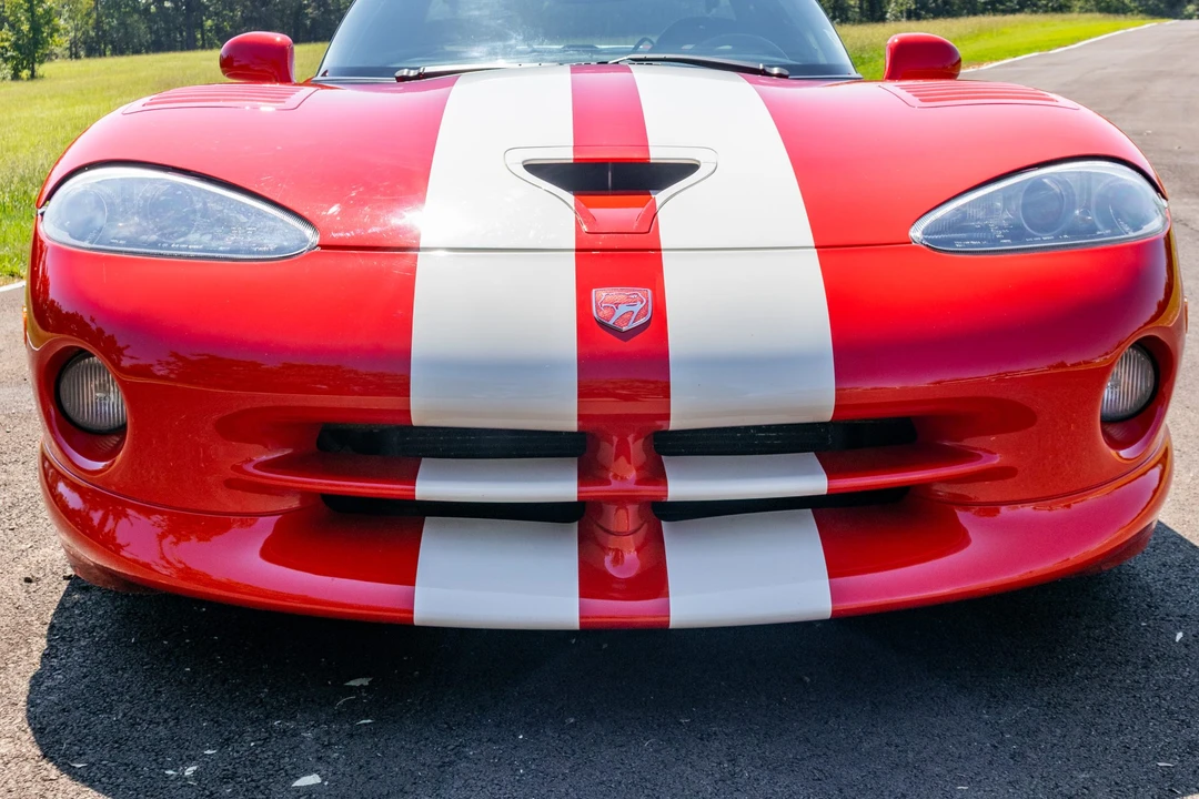 2002 Dodge Viper GTS 2nd Gen - Image 20 of 31