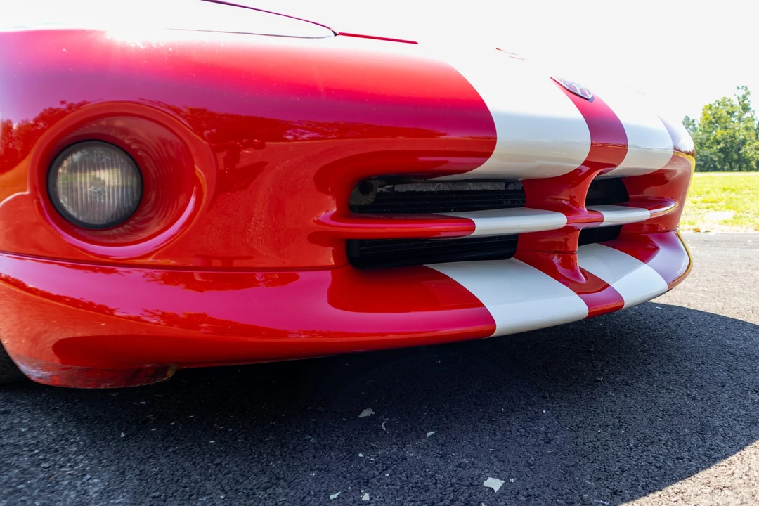 2002 Dodge Viper GTS 2nd Gen - Image 21 of 31