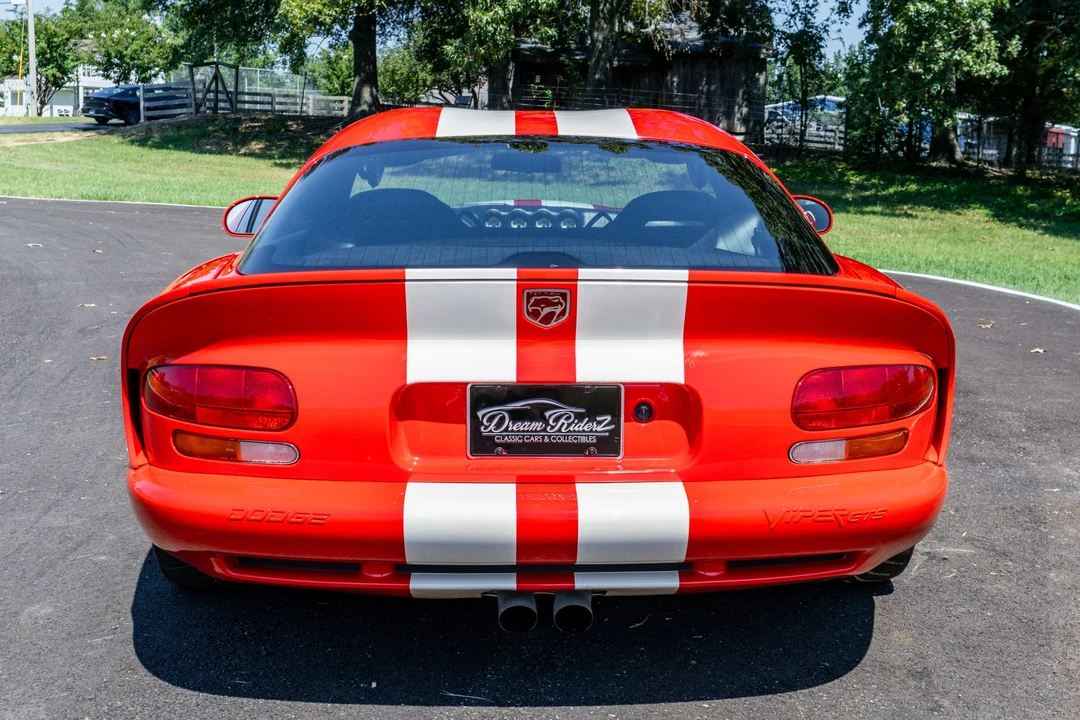 2002 Dodge Viper GTS 2nd Gen - Image 5 of 31