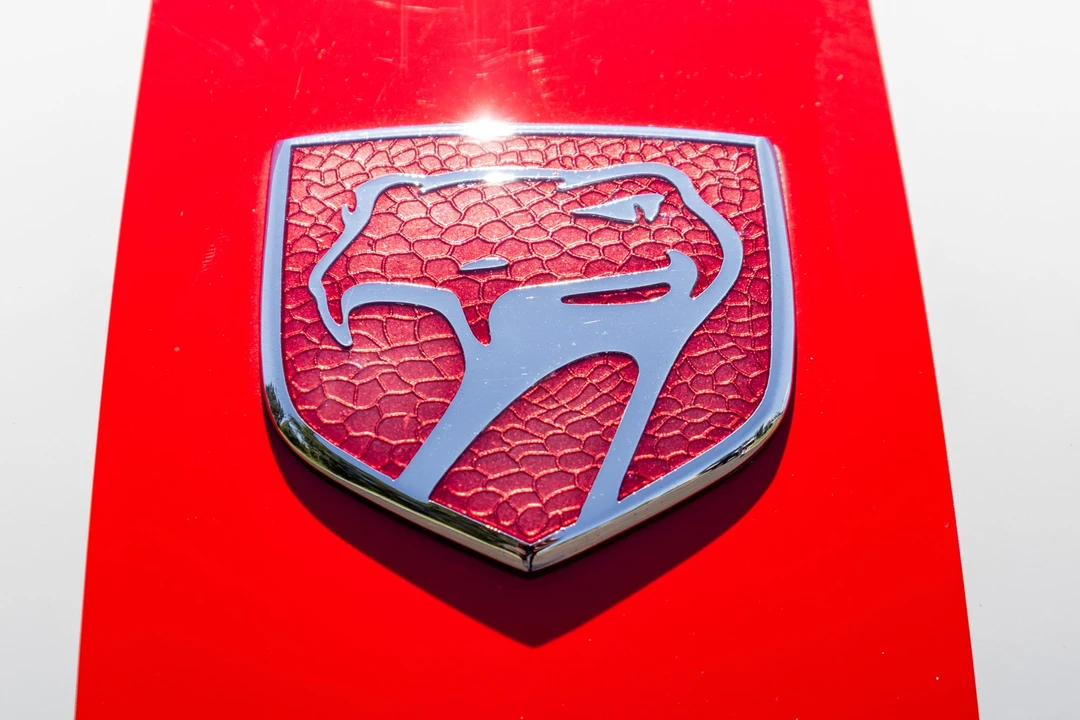 2002 Dodge Viper GTS 2nd Gen - Image 28 of 31