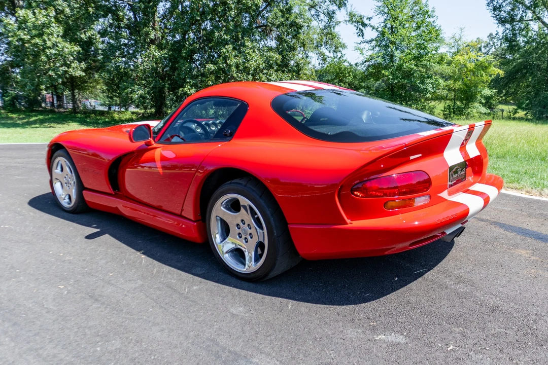2002 Dodge Viper GTS 2nd Gen - Image 6 of 31